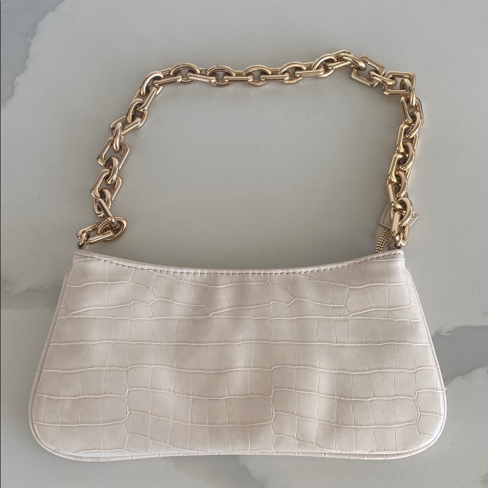 Zara Croc-Embossed Cream Shoulder Bag with Gold Chain